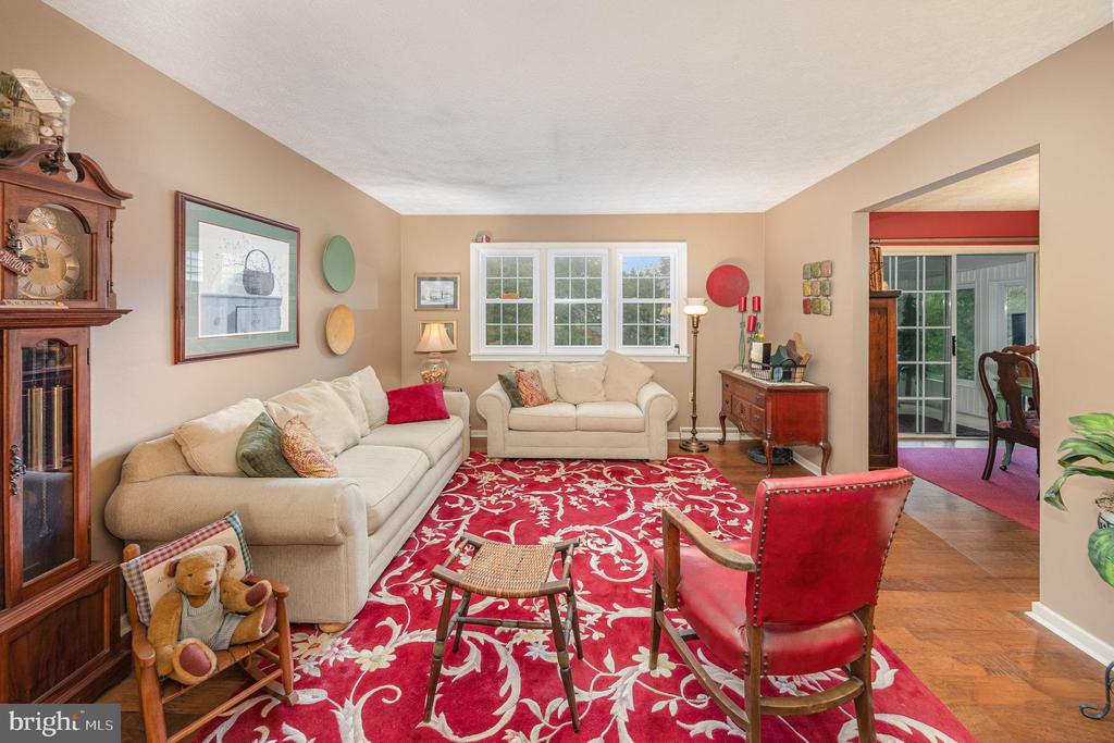 2120 SYCAMORE DRIVE