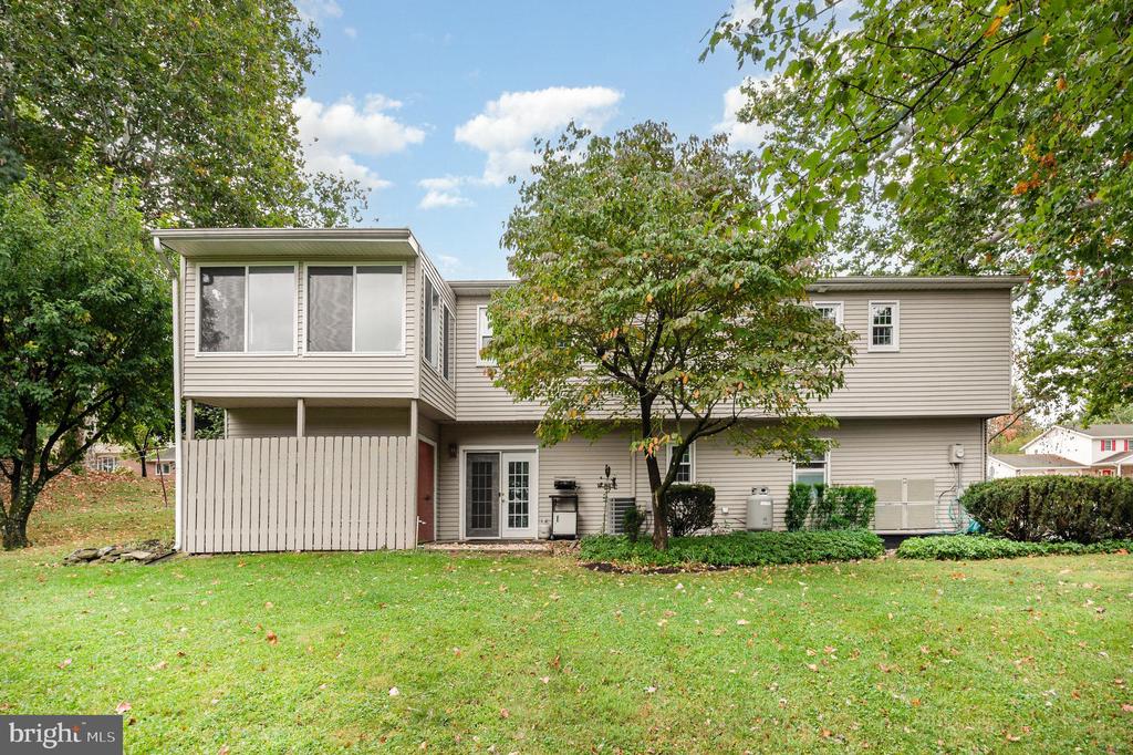 2120 SYCAMORE DRIVE