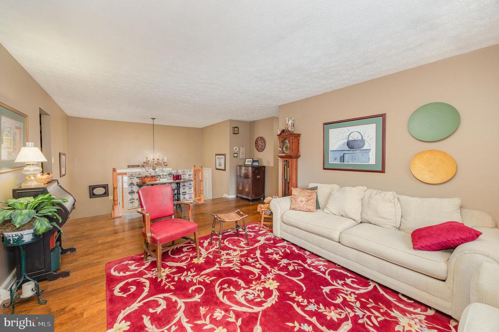 2120 SYCAMORE DRIVE