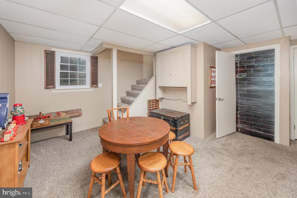 2120 SYCAMORE DRIVE