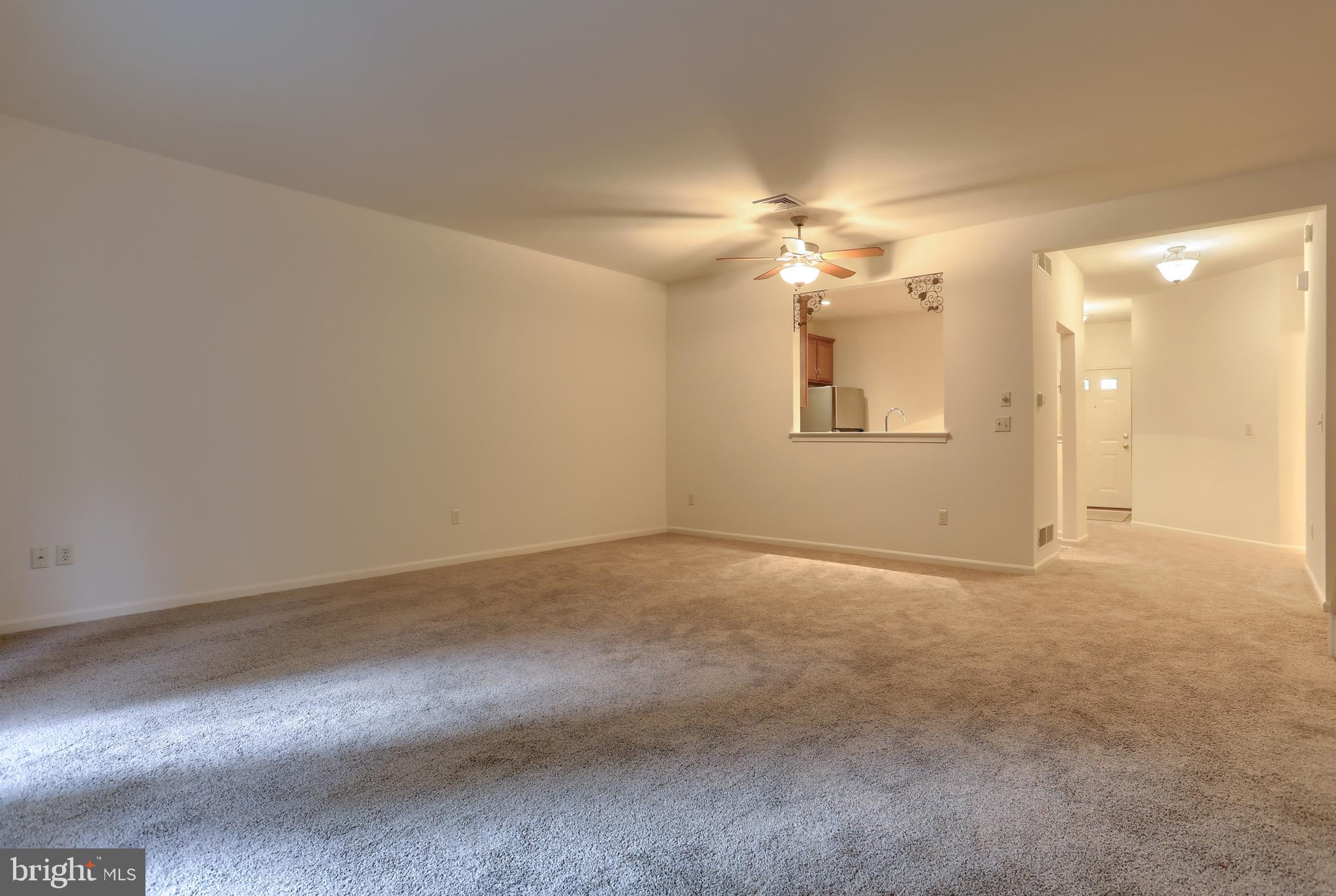 712 CREEKSIDE DRIVE