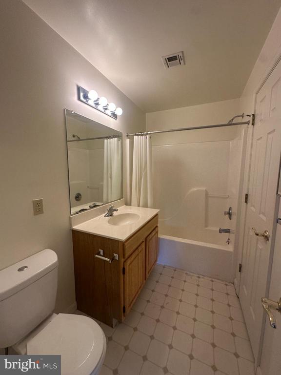 211 SPARROW ROAD