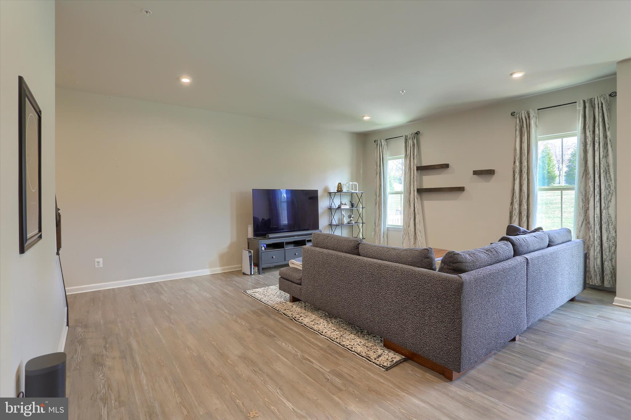 4273 SECRETARIAT STREET