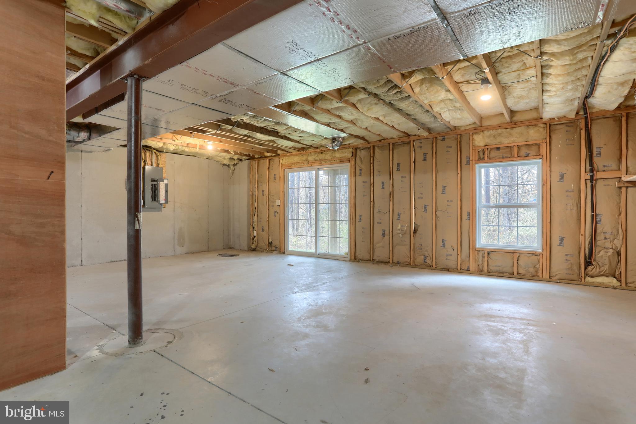 100 NEEDLEWOOD DRIVE