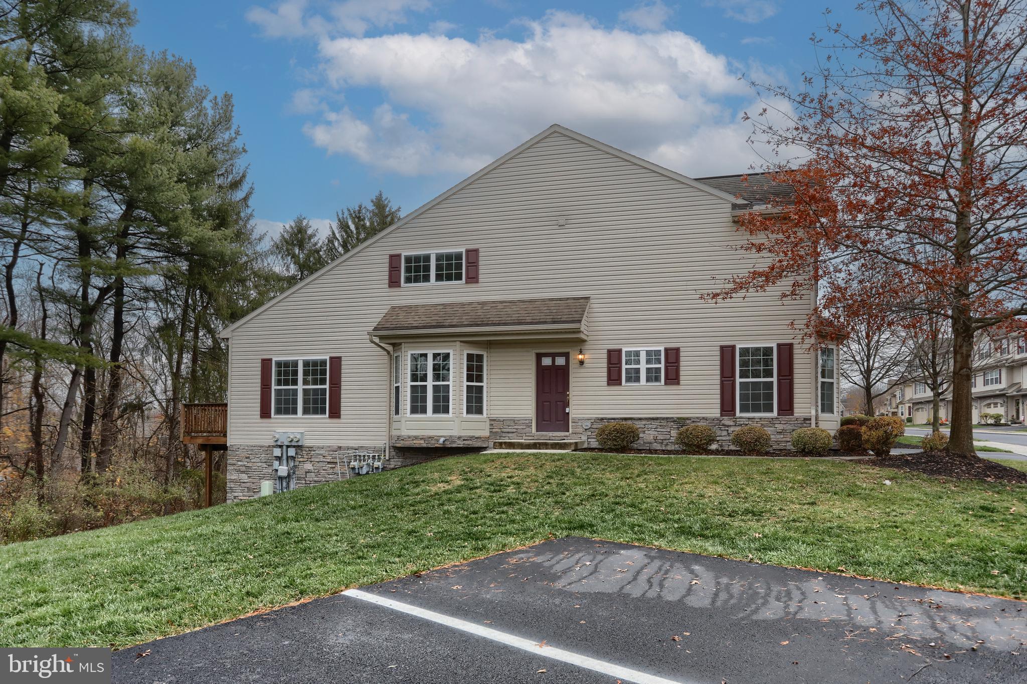 100 NEEDLEWOOD DRIVE