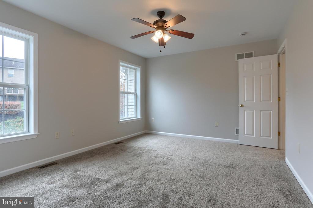 100 NEEDLEWOOD DRIVE