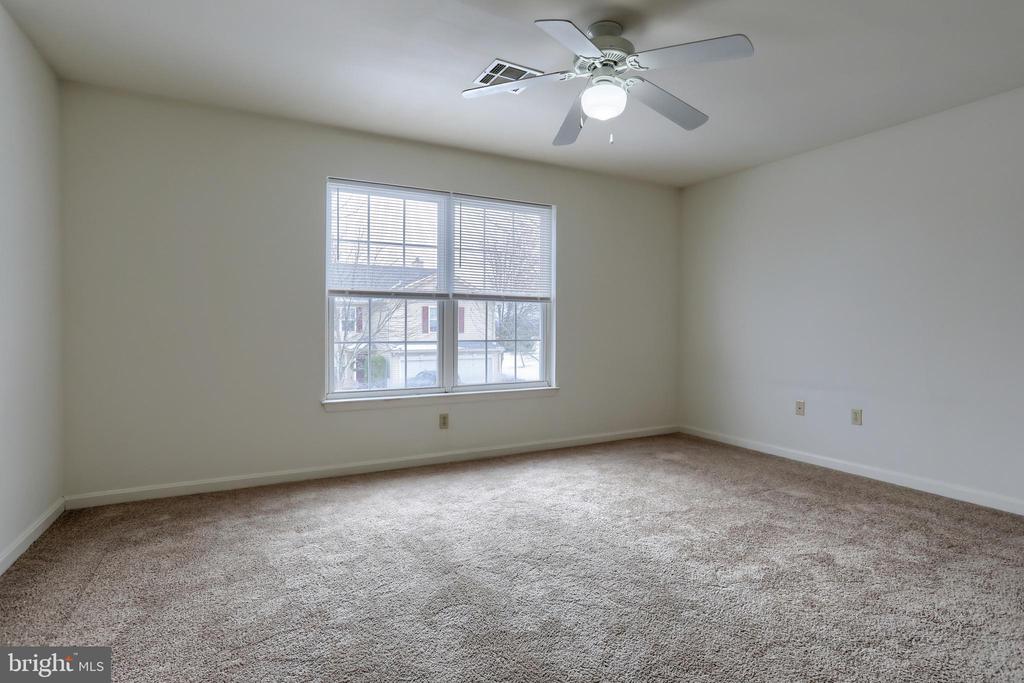 211 SPARROW ROAD
