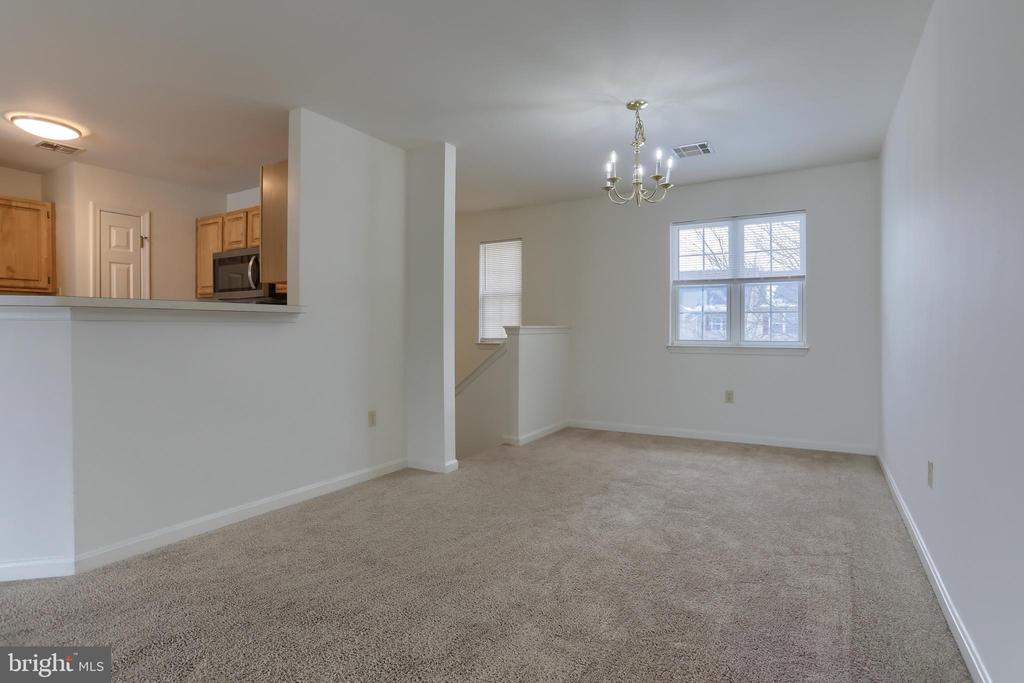 211 SPARROW ROAD