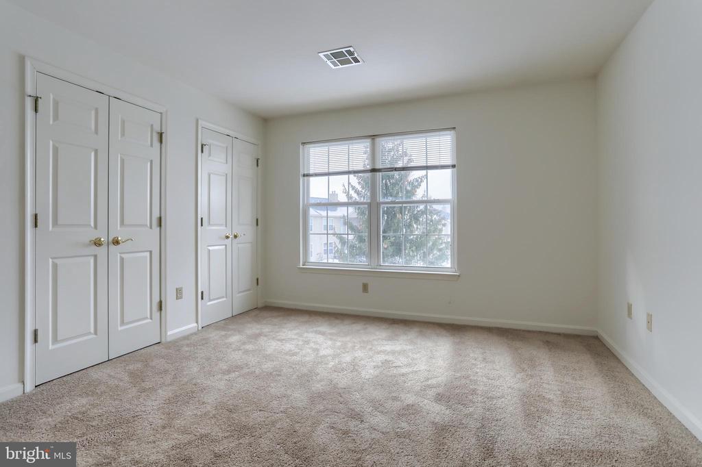 211 SPARROW ROAD