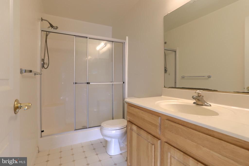 211 SPARROW ROAD