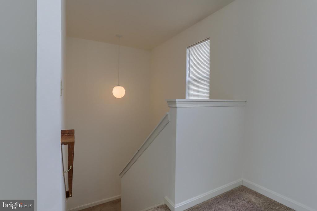 211 SPARROW ROAD