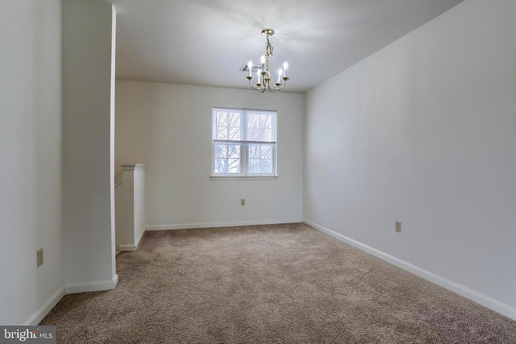 211 SPARROW ROAD