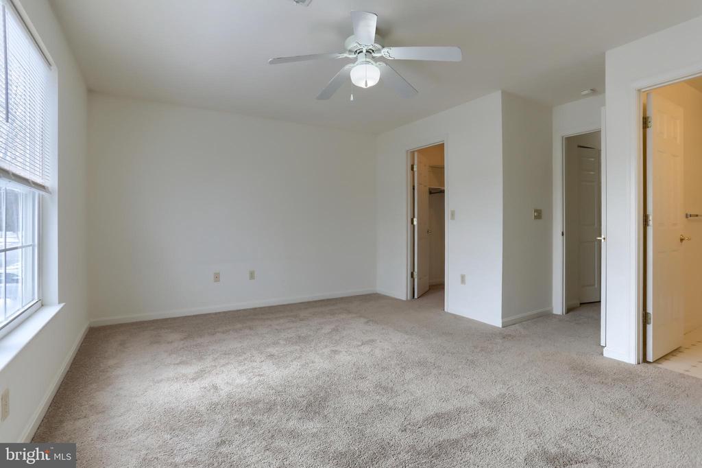 211 SPARROW ROAD