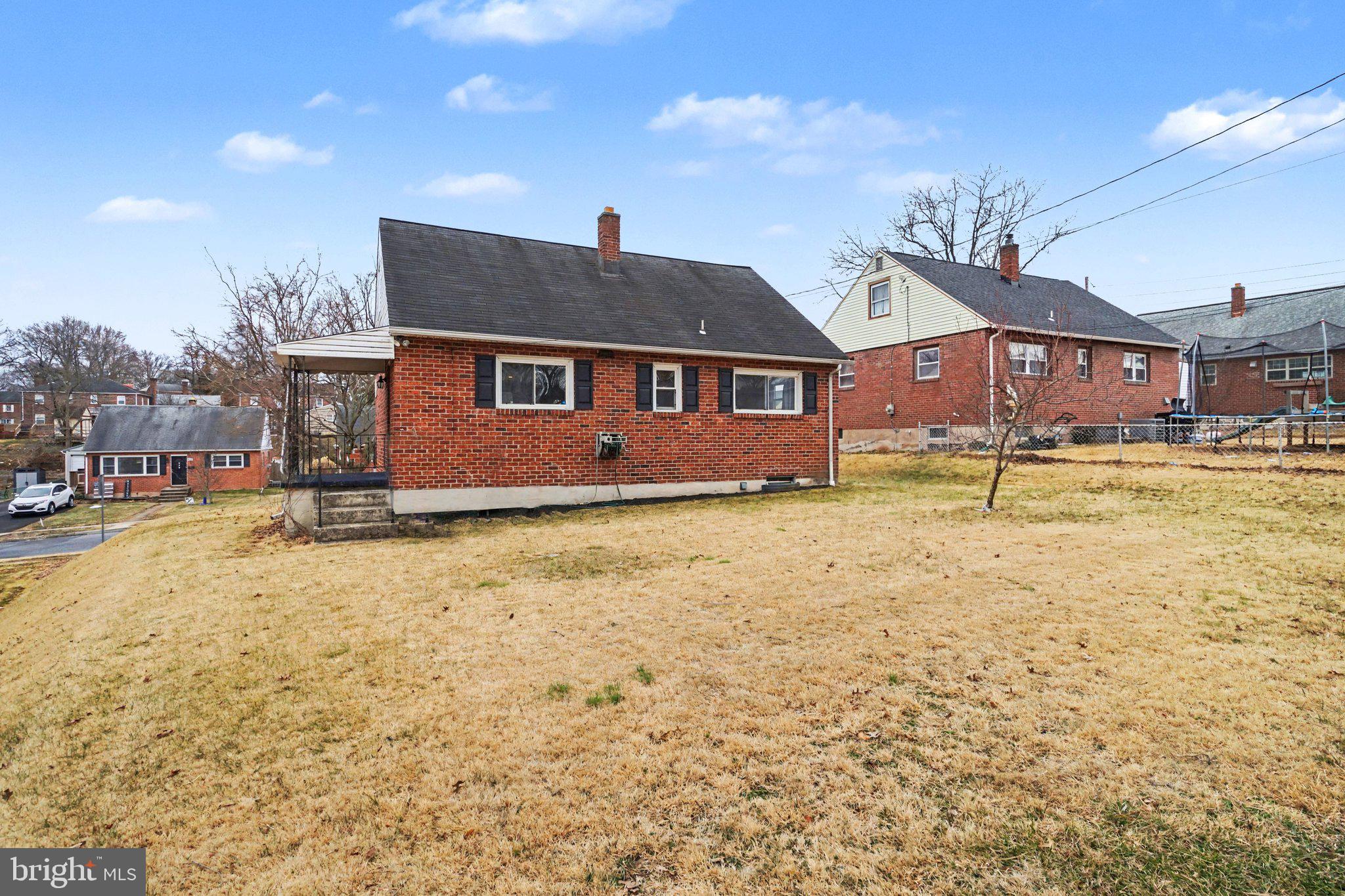 315 E ROOSEVELT AVENUE