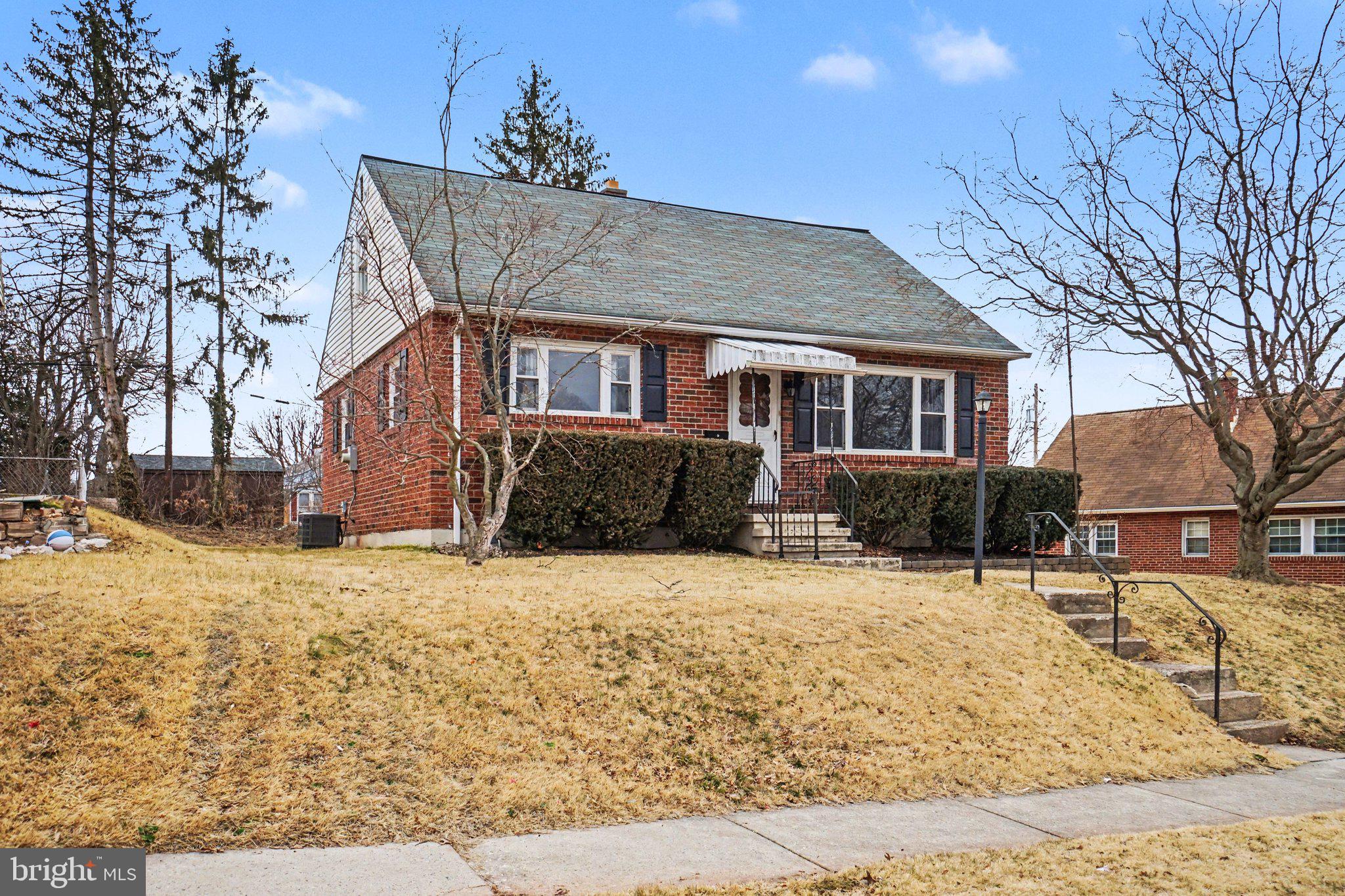 315 E ROOSEVELT AVENUE