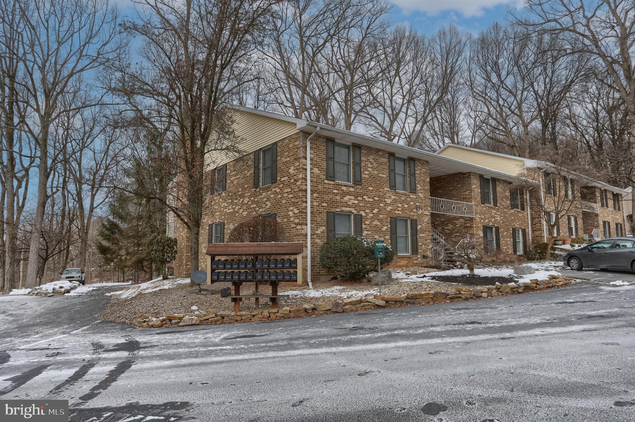 951 INNSBRUCK DRIVE A