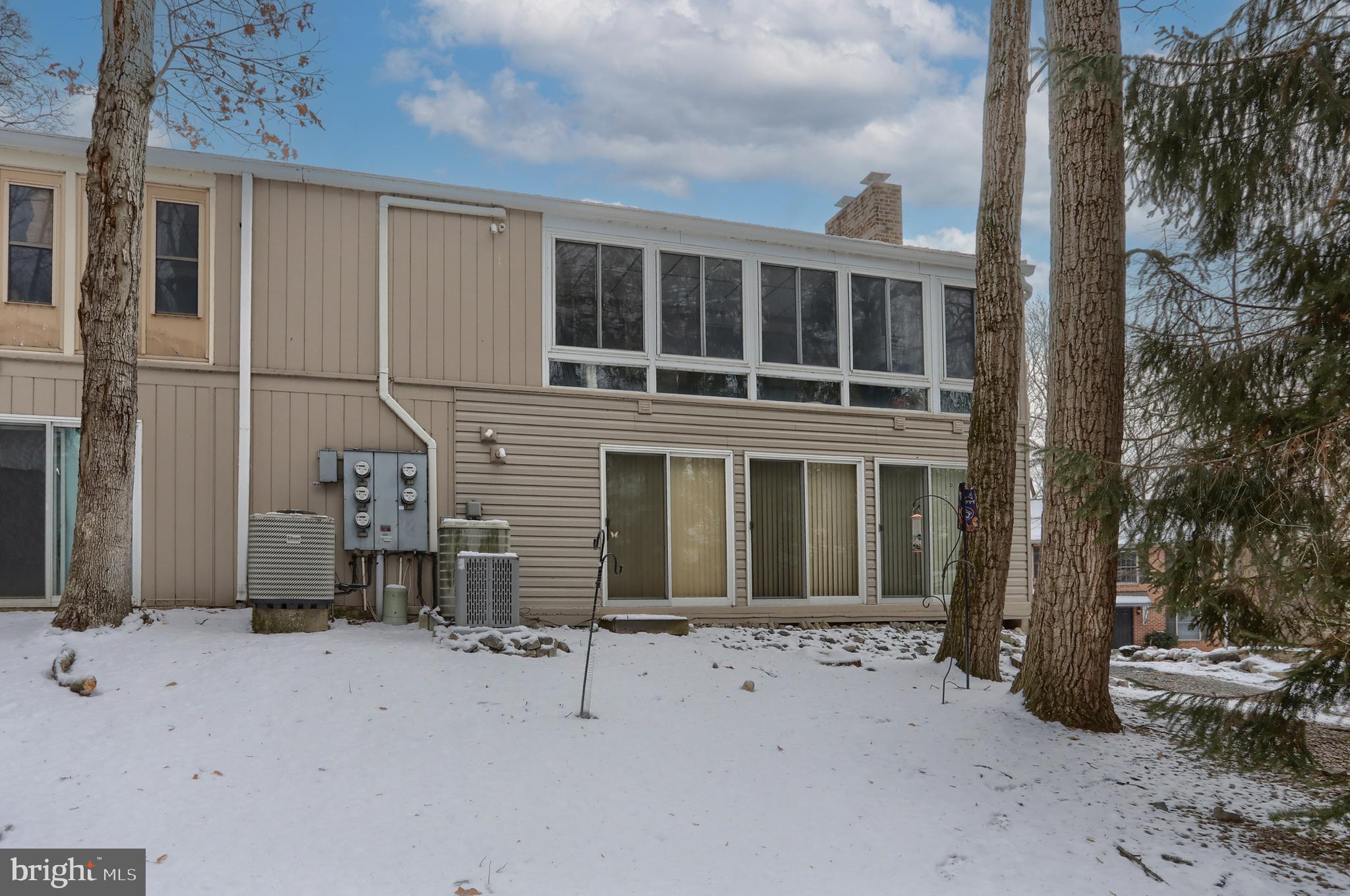 951 INNSBRUCK DRIVE A