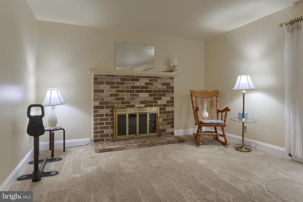 951 INNSBRUCK DRIVE A