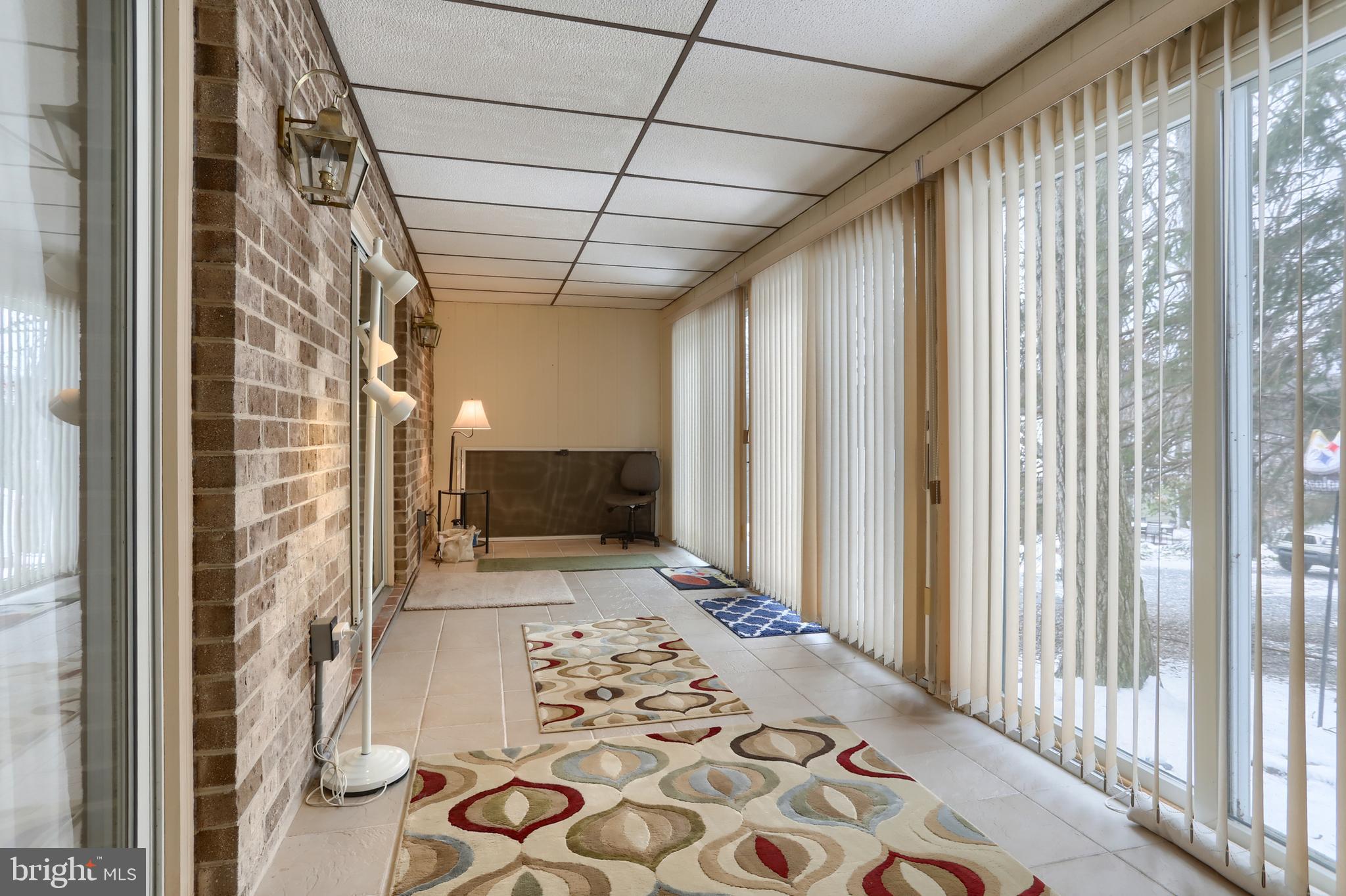 951 INNSBRUCK DRIVE A