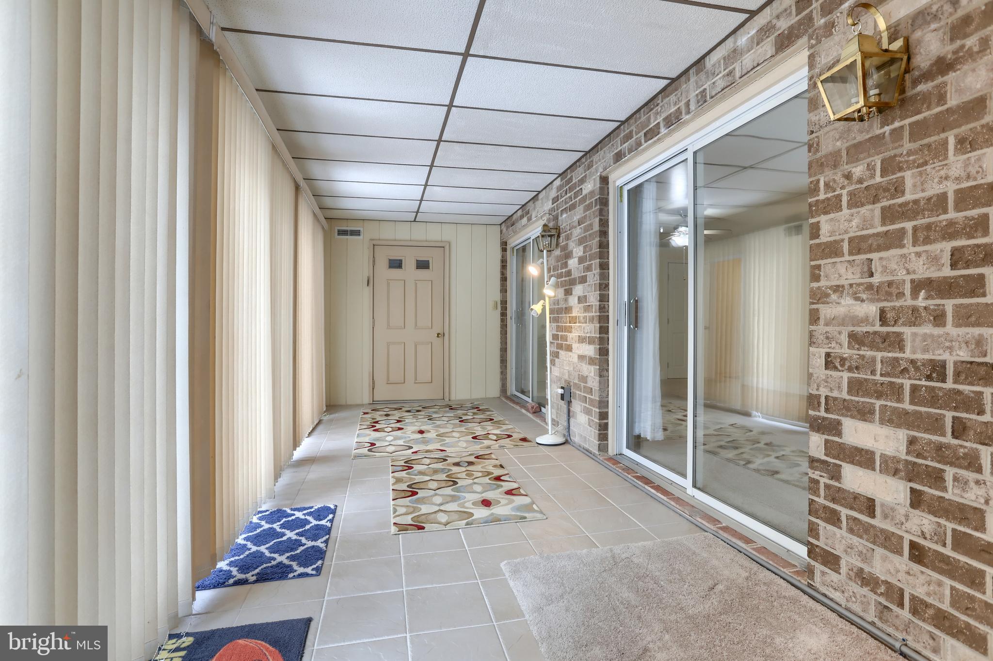 951 INNSBRUCK DRIVE A