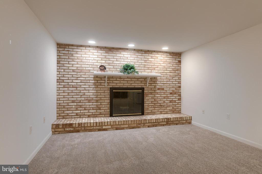 408 BERRYHILL ROAD