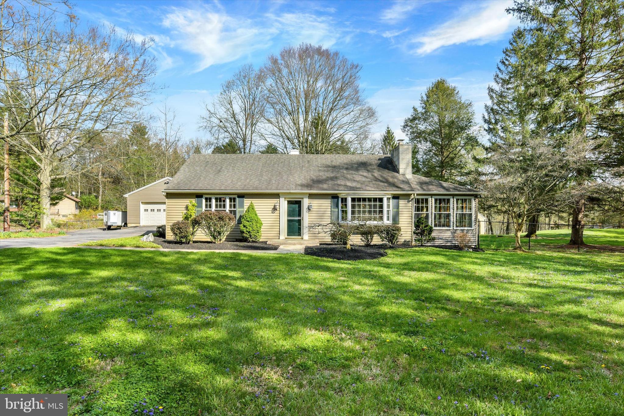 1633 MOUNTAIN ROAD