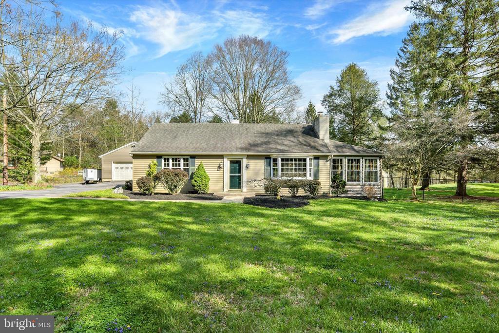 1633 MOUNTAIN ROAD