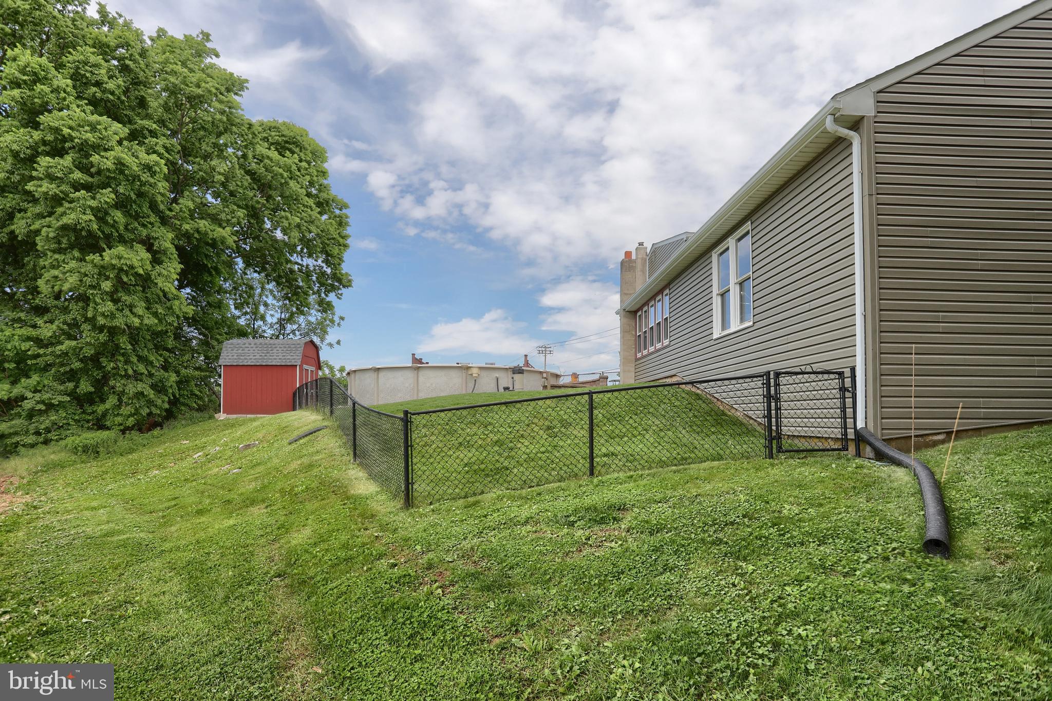 6767 SCHOOLHOUSE ROAD