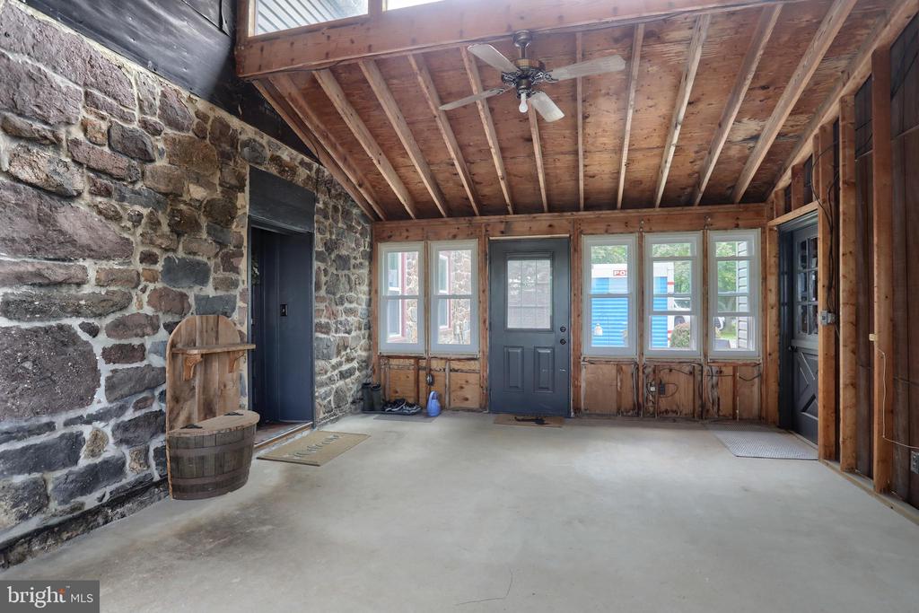 6767 SCHOOLHOUSE ROAD
