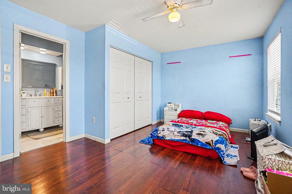 239 BUCKLEY DRIVE