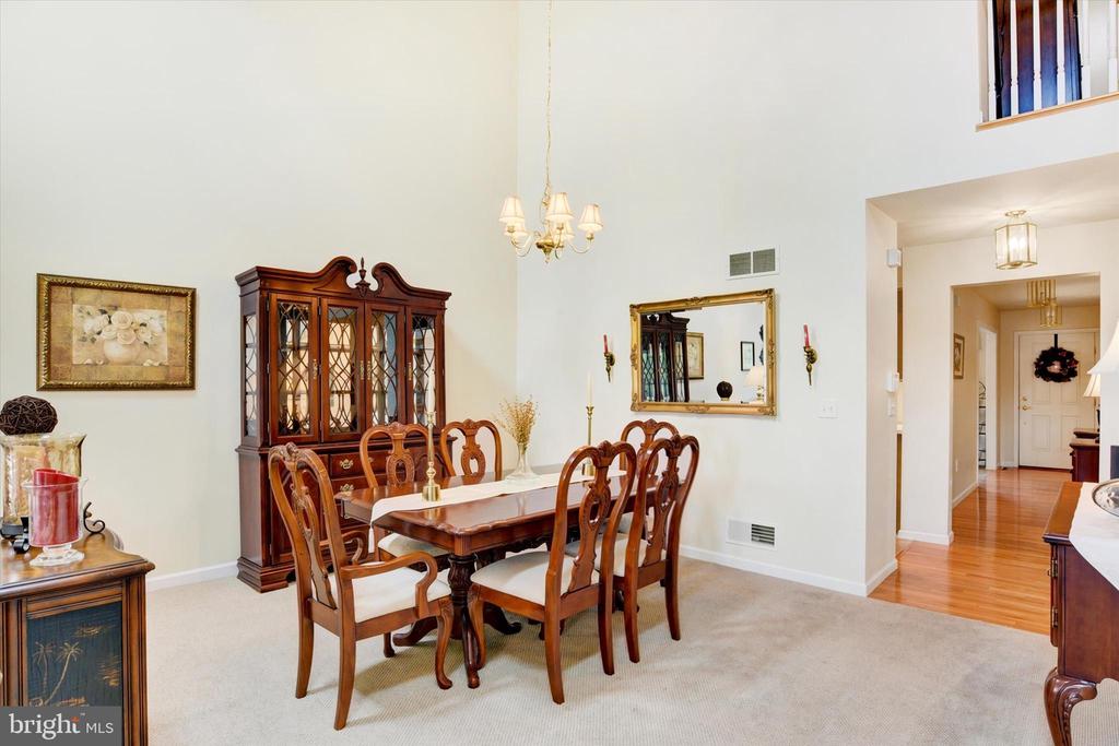 215 BROOKRIDGE COURT