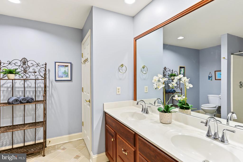 304 BAUMGARDNER DRIVE