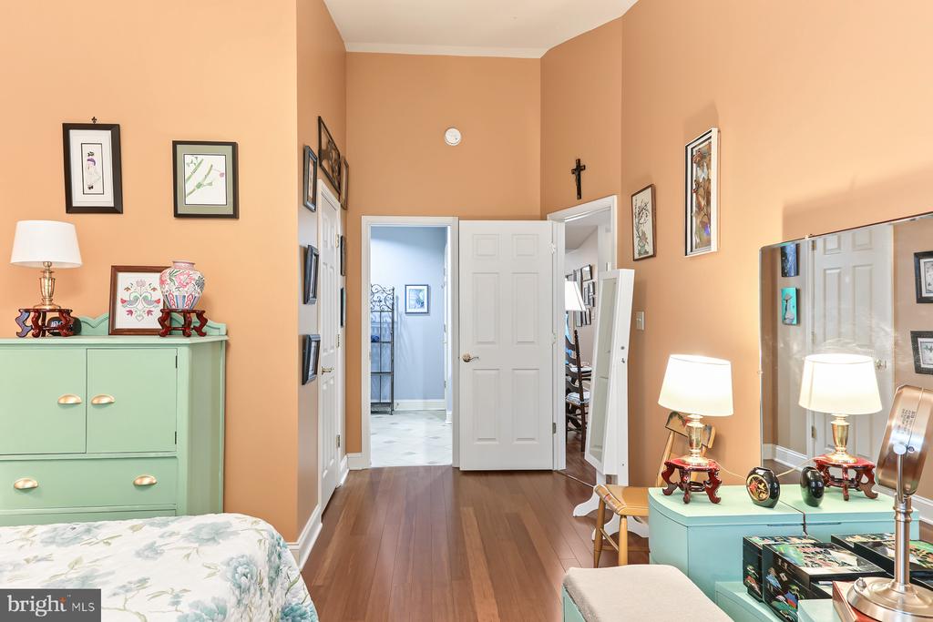 304 BAUMGARDNER DRIVE
