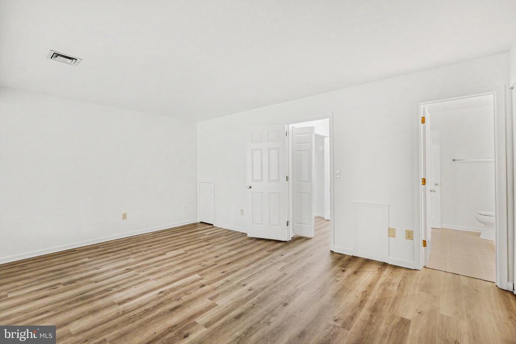 2152 WEXFORD ROAD