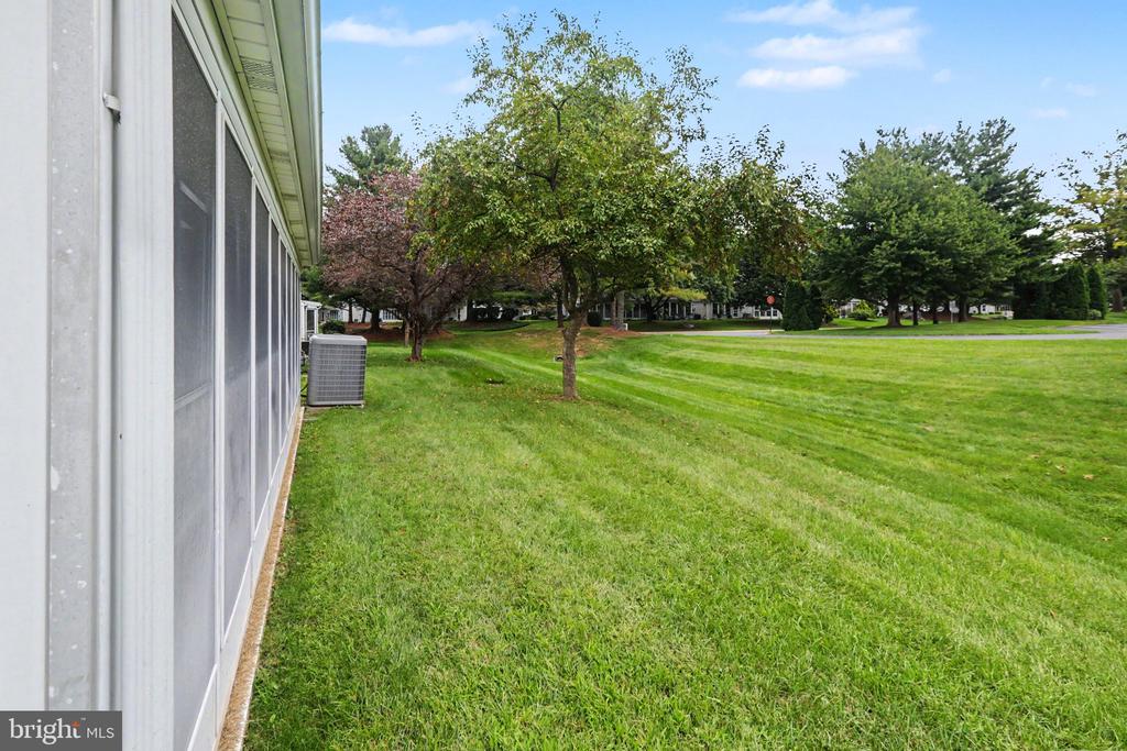 2152 WEXFORD ROAD