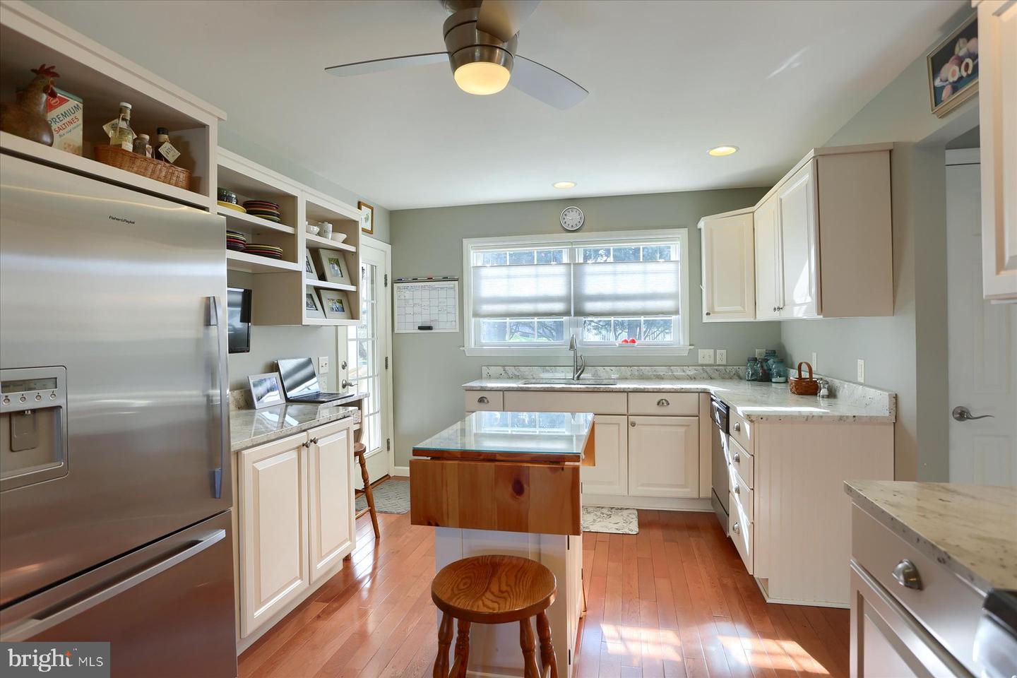 496 Farmhouse Ln