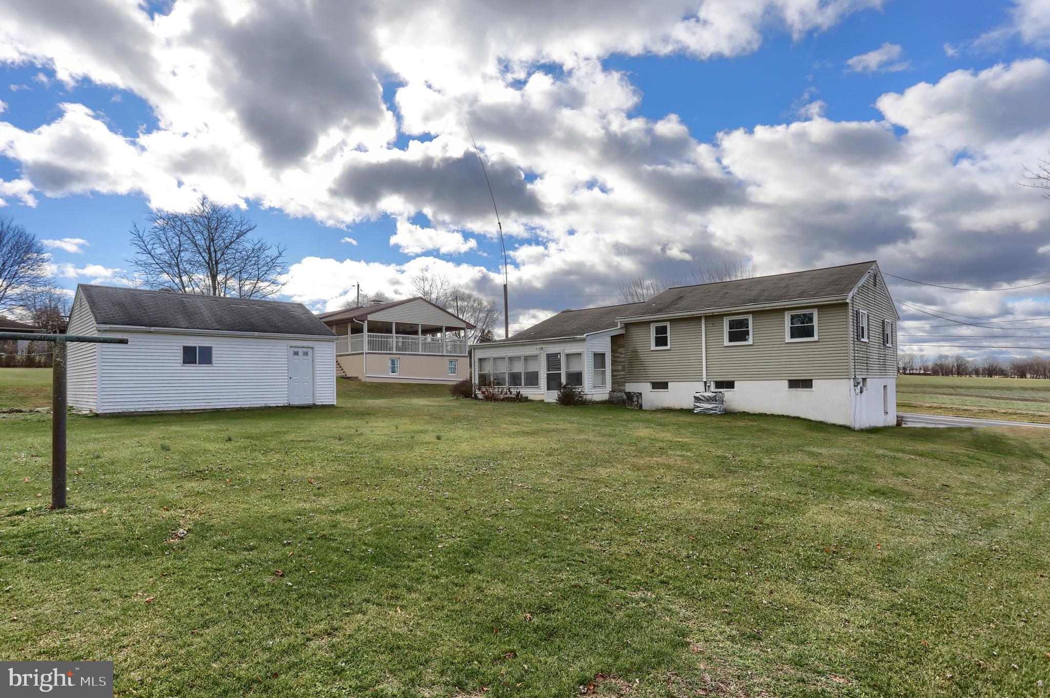 384 Eisenhower Rd