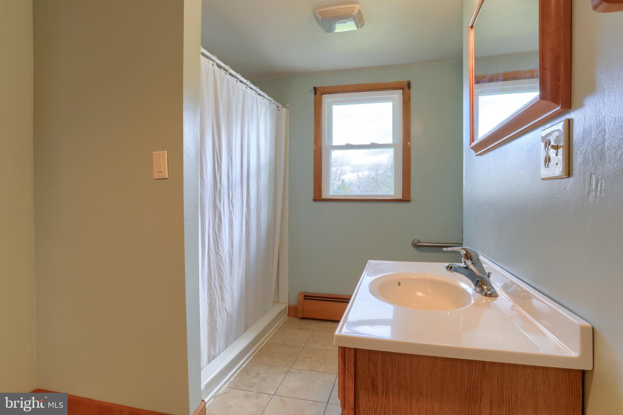 384 Eisenhower Rd