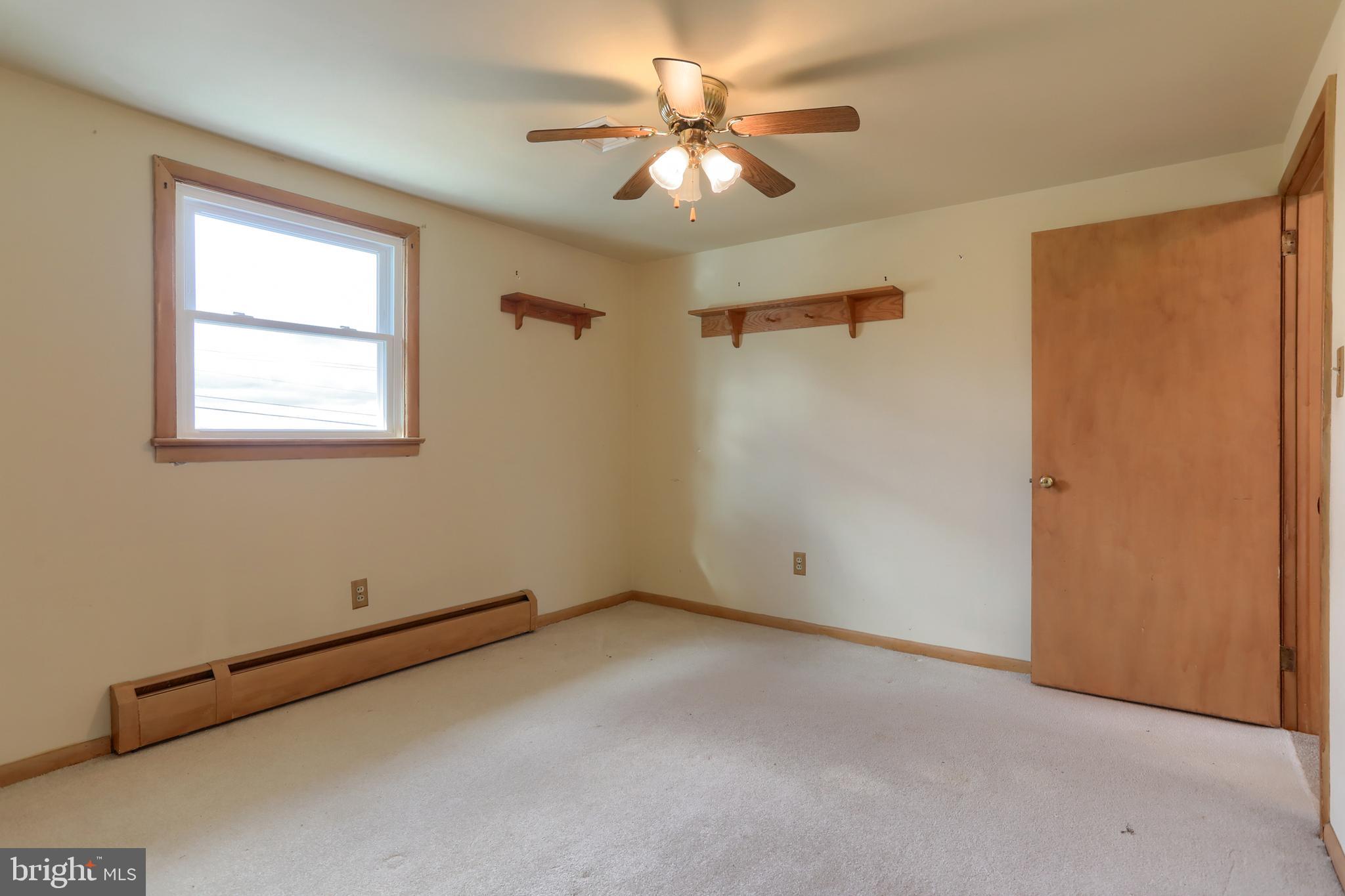 384 Eisenhower Rd