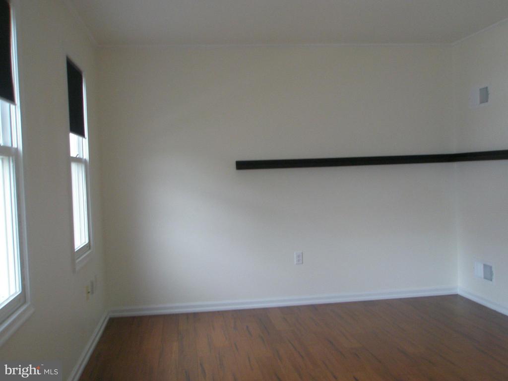 181 Furnace Ct