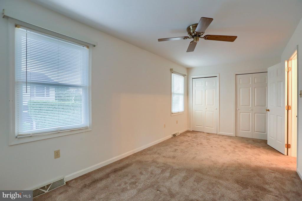 92 Forest Cir