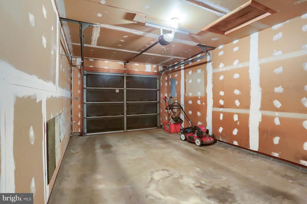 92 Forest Cir