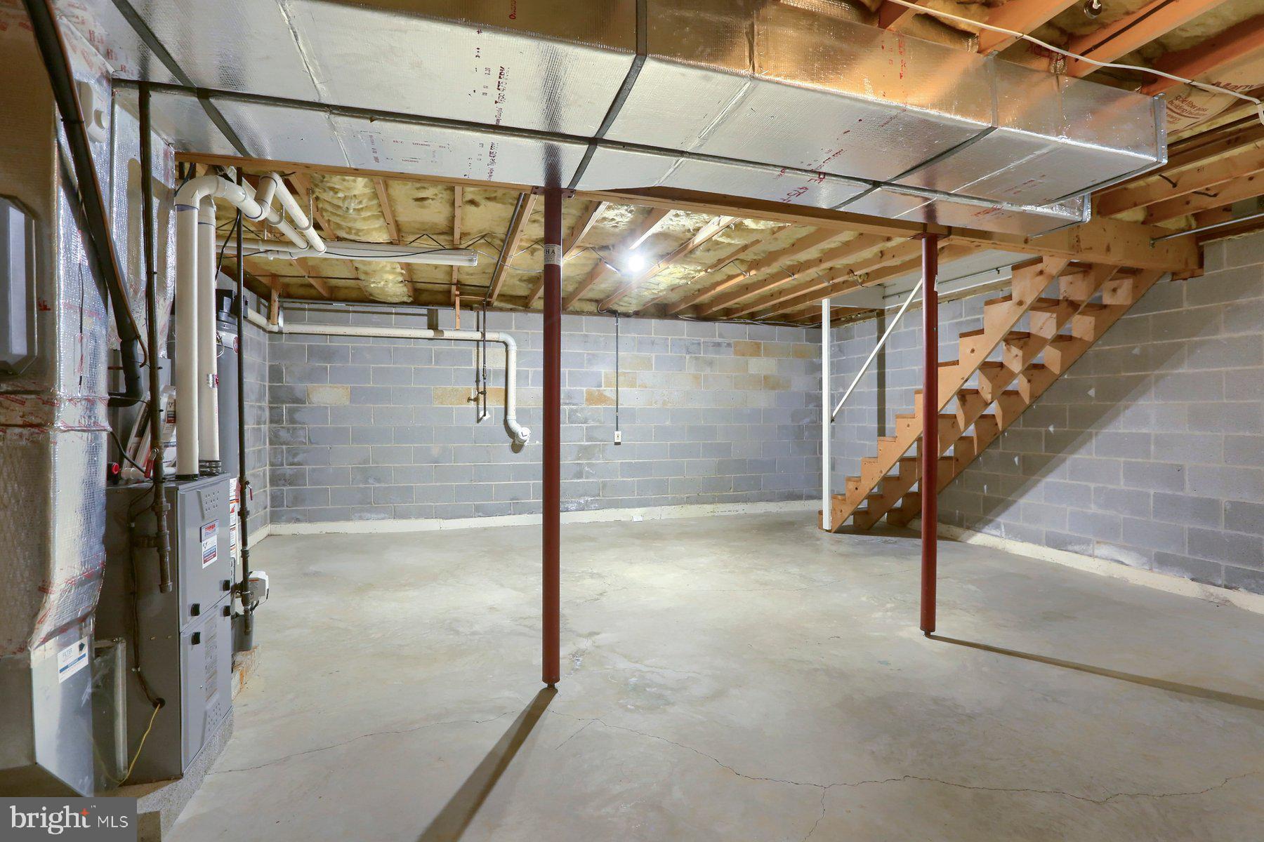 92 Forest Cir