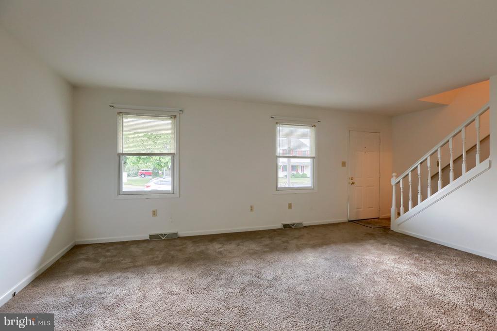 92 Forest Cir