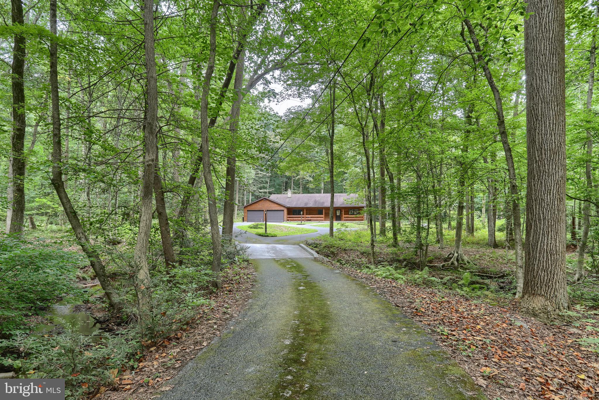 504 Hemlock Ln