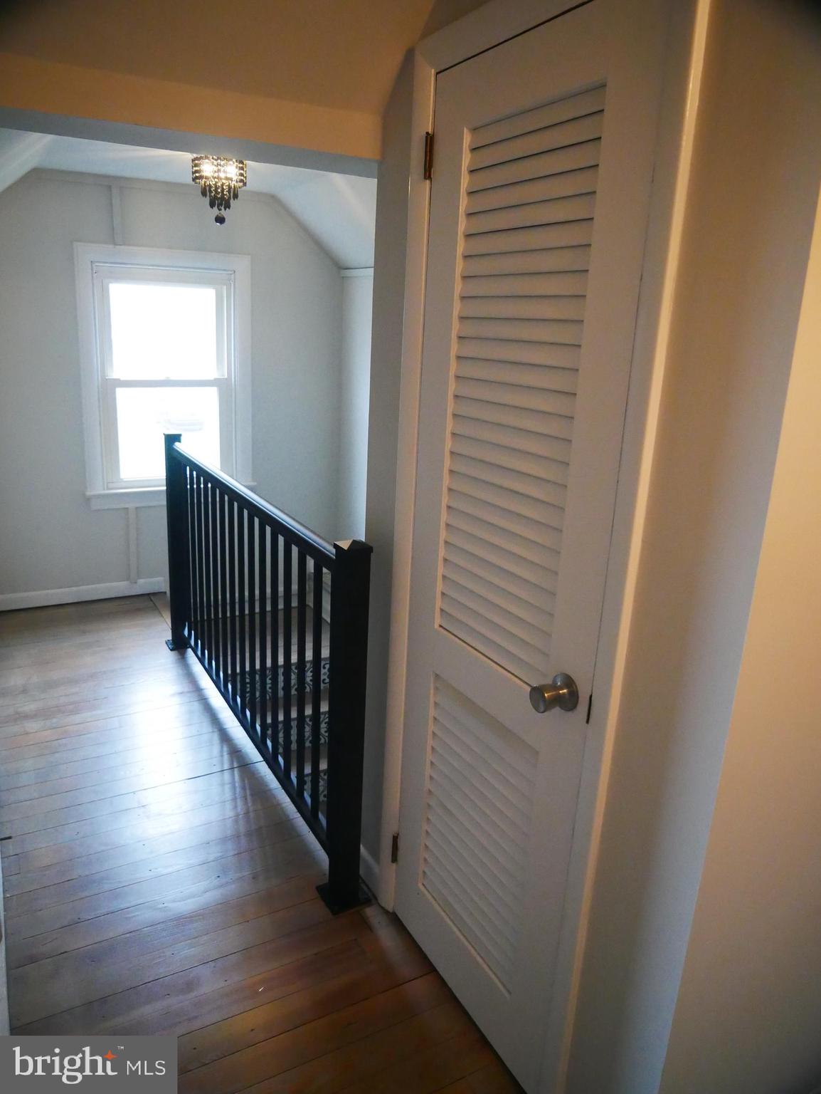 20 S Lingle Ave