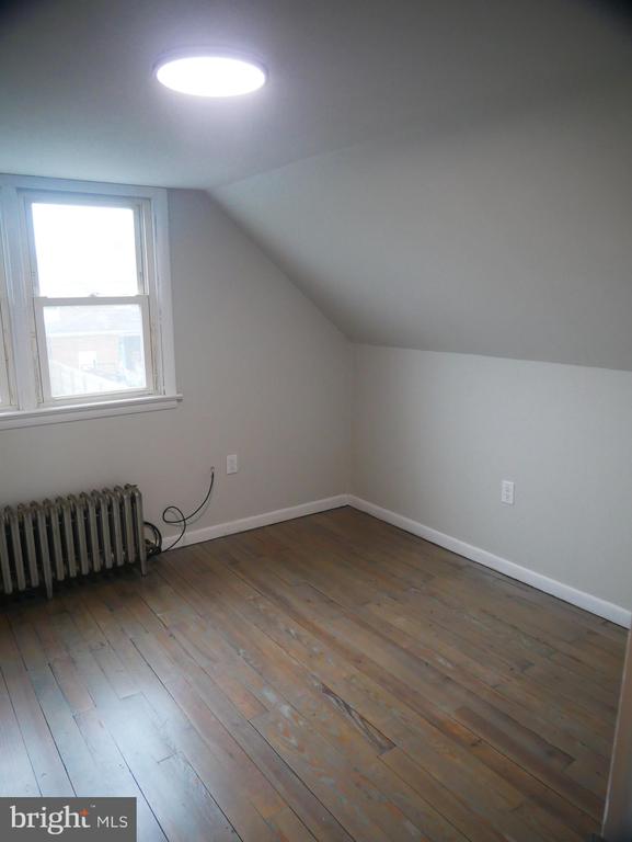 20 S Lingle Ave
