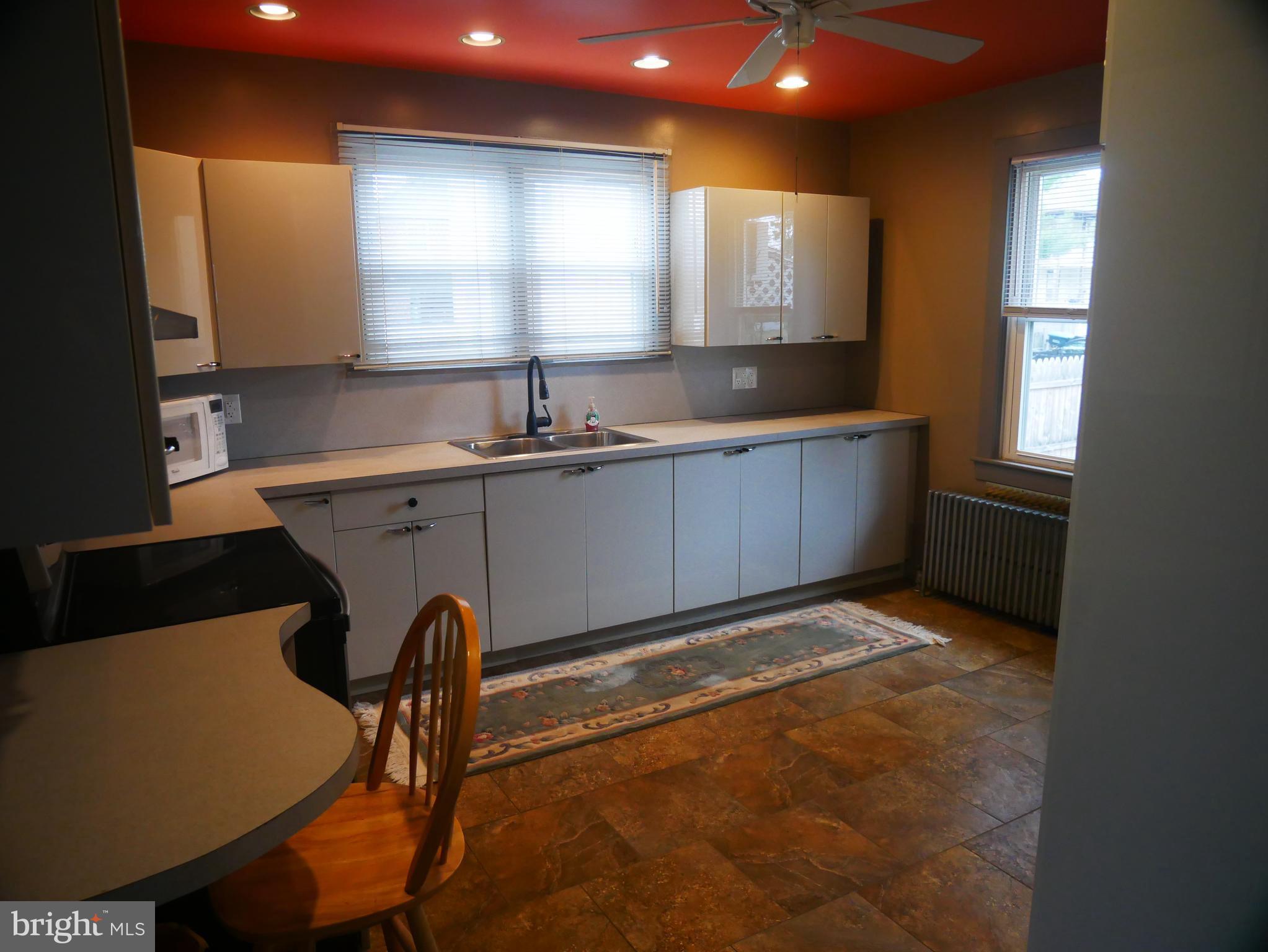 20 S Lingle Ave