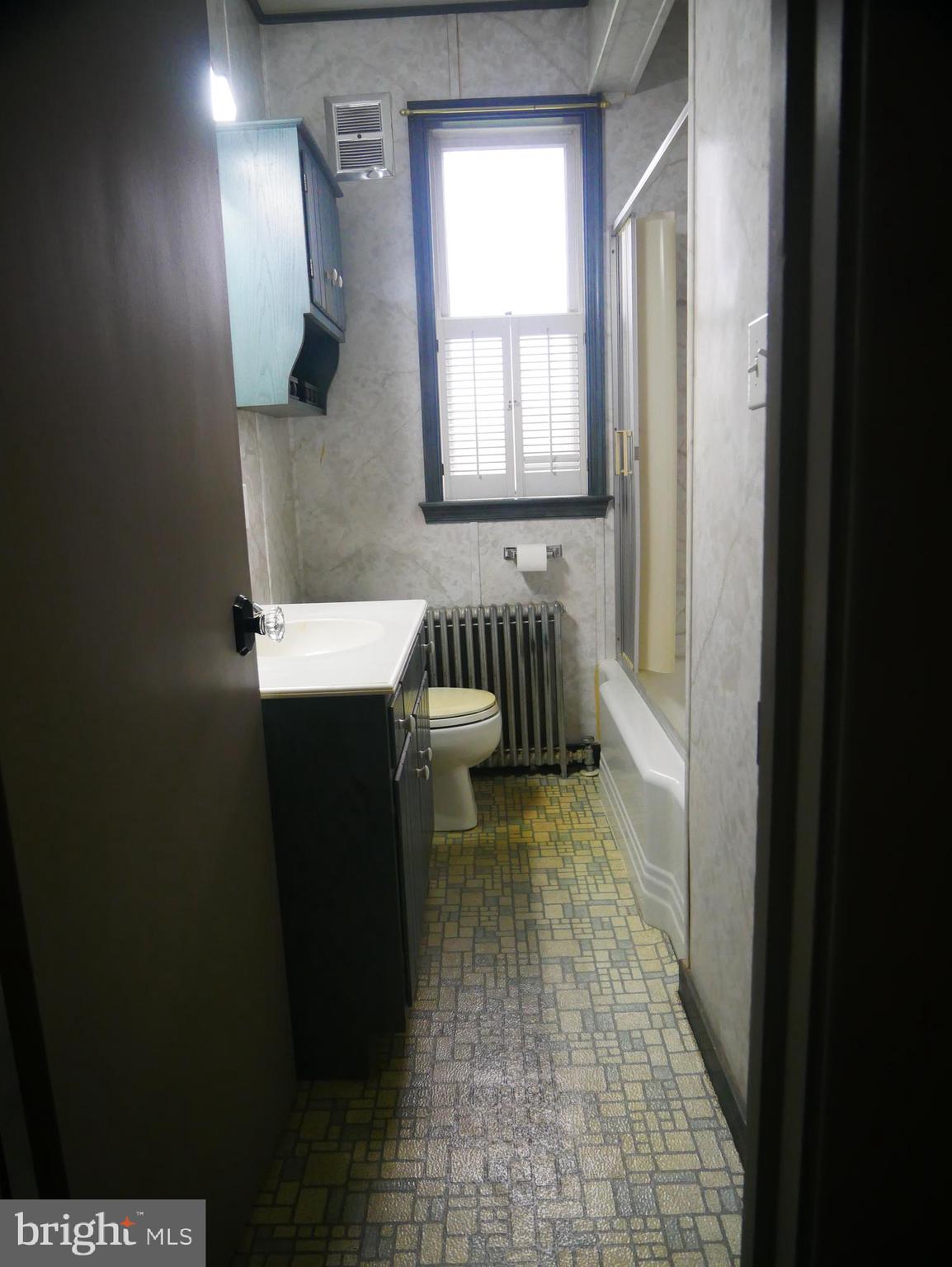 20 S Lingle Ave