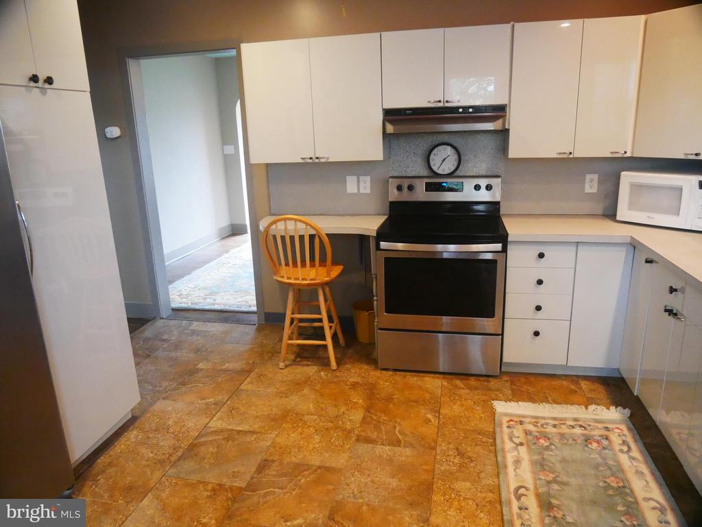 20 S Lingle Ave